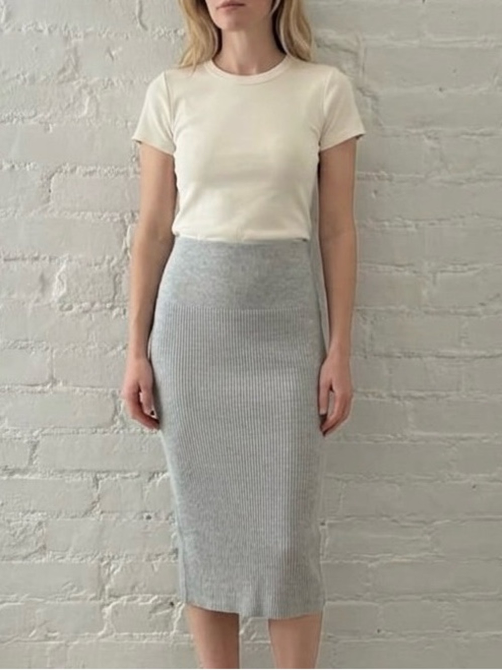 The Group by Babaton Ribbed Knit Straight Midi Skirt Light Gray Size M